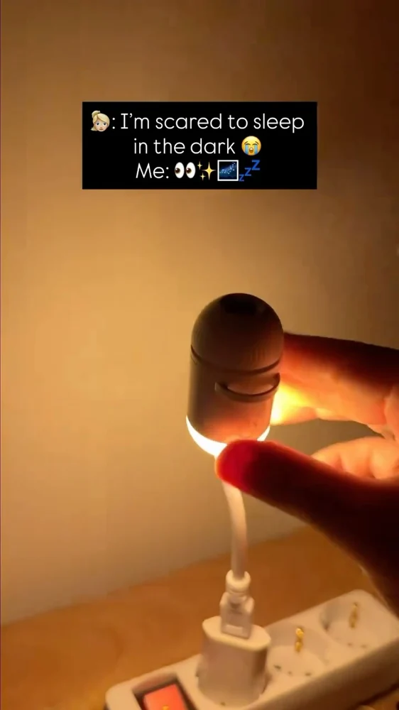 جهاز عرض فضائي مزوّد بـ10 أقراص لعرض القمر والمجرات والكواكب بتقنية 360 درجة