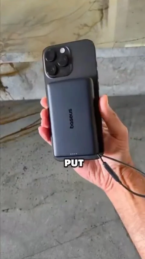 اشحن هاتفك أينما كنت دون أسلاك!  باوربانك مغناطيسي Baseus Qi2 بسعة 10000mAh، يدعم الشحن اللاسلكي حتى 15 واط