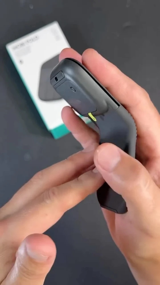 ماوس يطوى ليصبح أسهل في الحمل!  ماوس Logitech MOBI FOLD لاسلكي قابل للطي، بتصميم مدمج ومحمول مع اتصال Bluetooth متعدد الأجهزة
