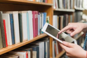 إحتراف مجال بيع الكتب المصغرة على الأنترنت
